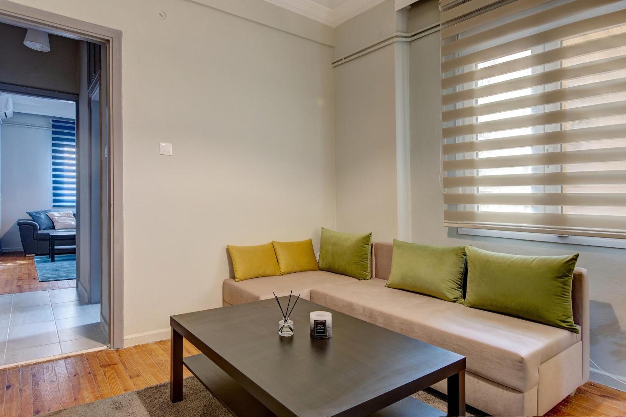 Aristotelous Family & Friends Two Bedrooms & Two Living Rooms Apt เทสซาโลนิกิ ภายนอก รูปภาพ